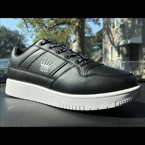 World Of Troop Destroyer Low Mens Sneakers